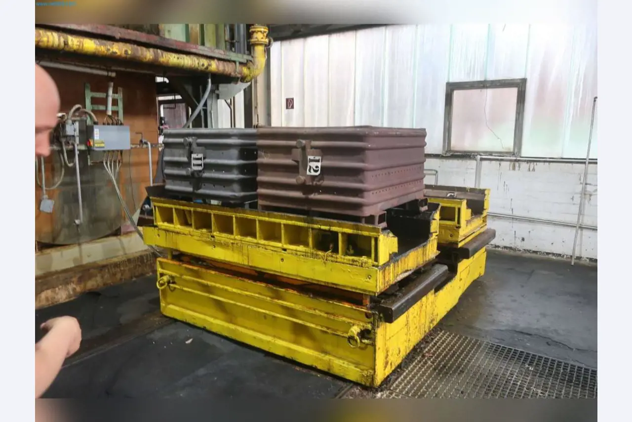 Machines du domaine de la technique de formage-16