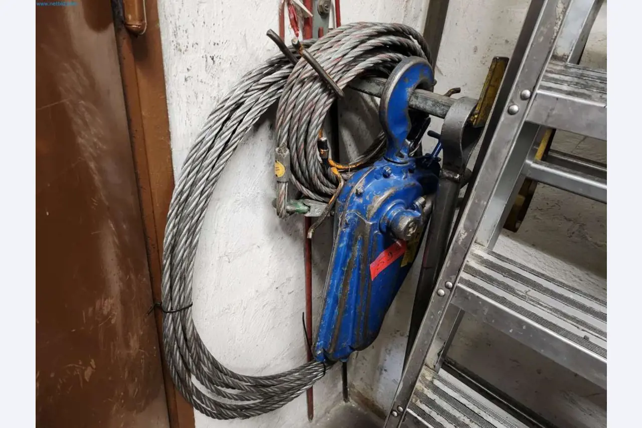 Stroje z oblasti tvářecích technologií-1