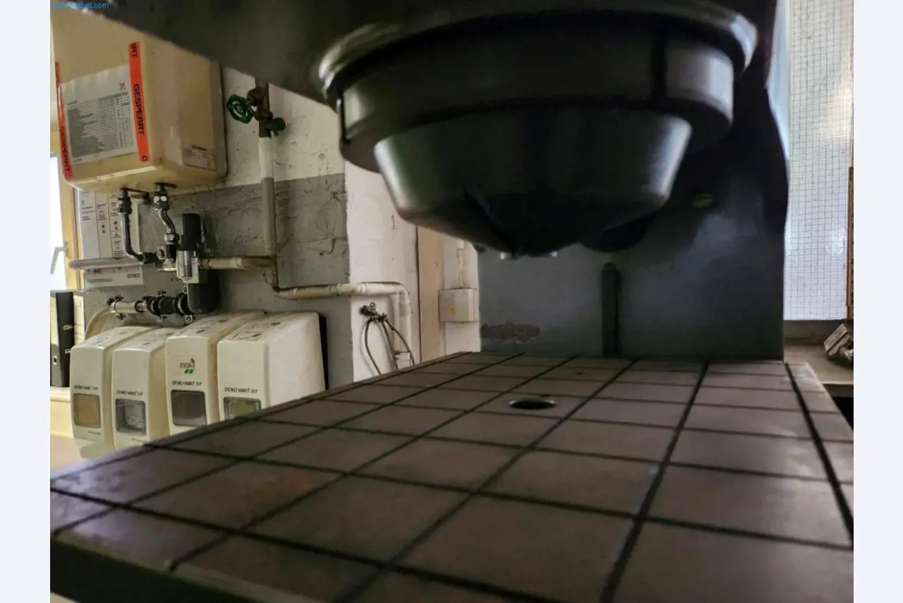 Maschinen aus dem Bereich Umformtechnik-2