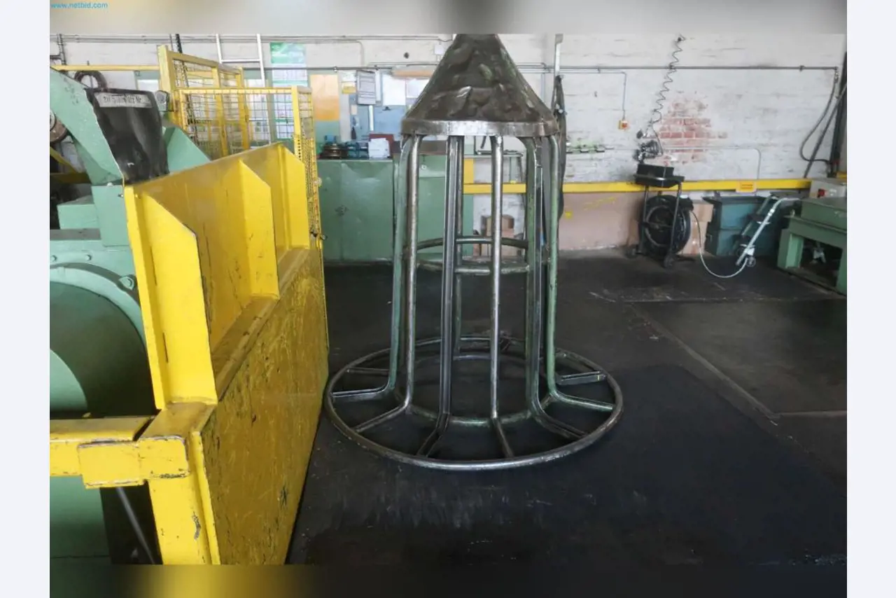 Maschinen aus dem Bereich Umformtechnik-12