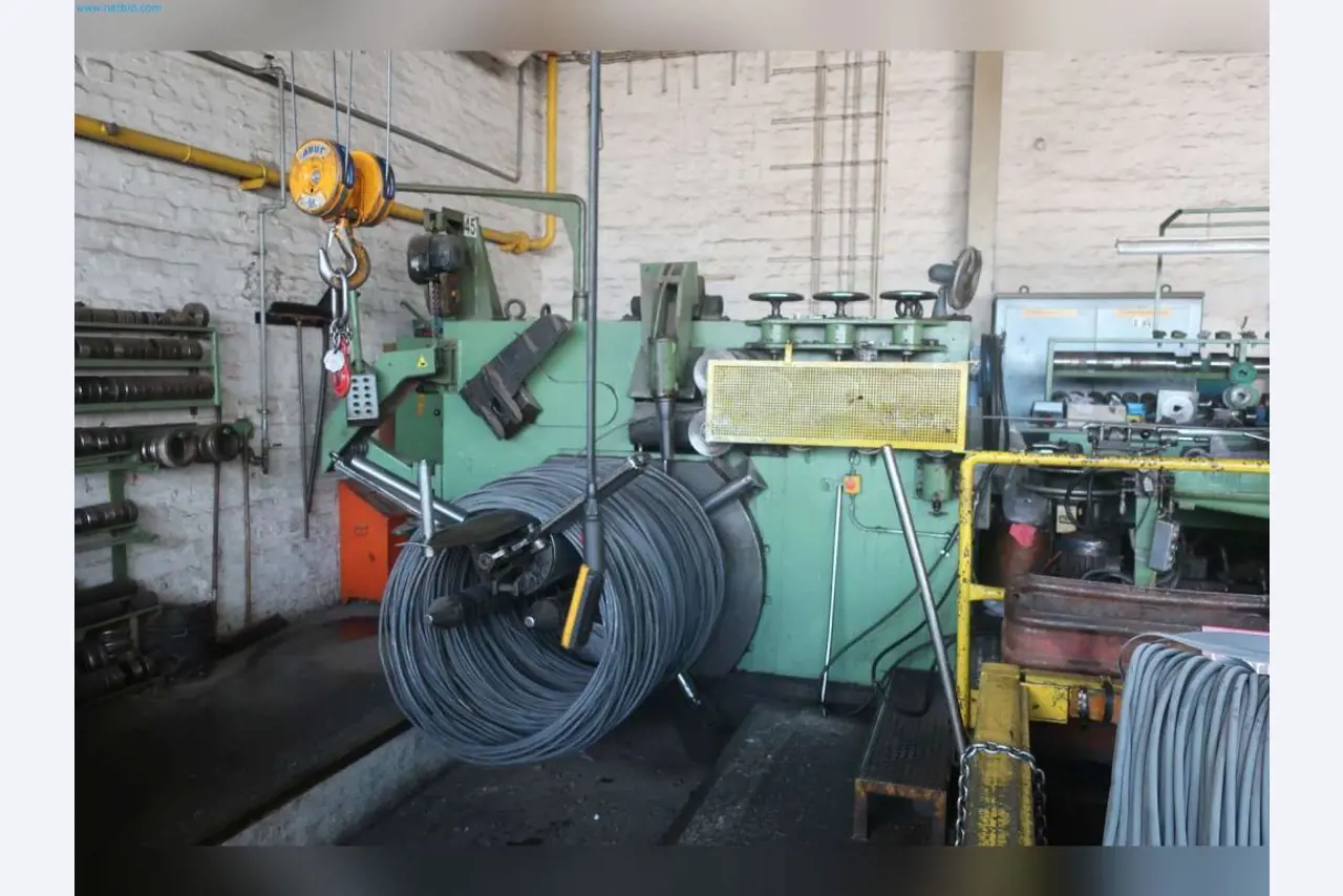 Maschinen aus dem Bereich Umformtechnik-5