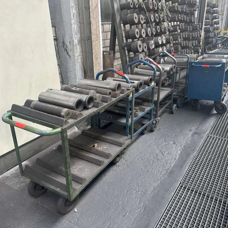 7 Etagentransportwagen