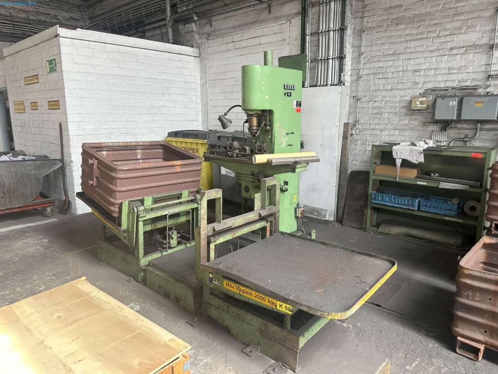 Maschinen aus dem Bereich Umformtechnik-1