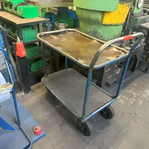 3 Etagentransportwagen