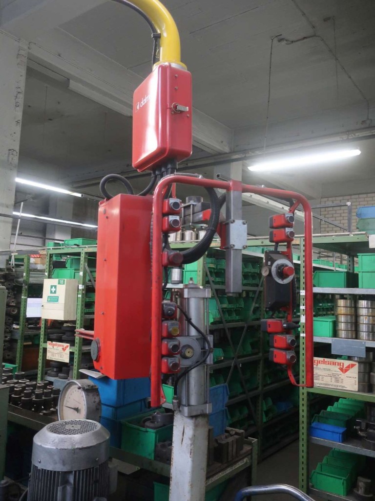 Maschinen aus dem Bereich Umformtechnik-2