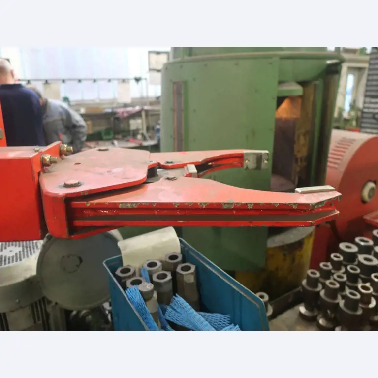 Máquinas del sector de la tecnología de conformado-3