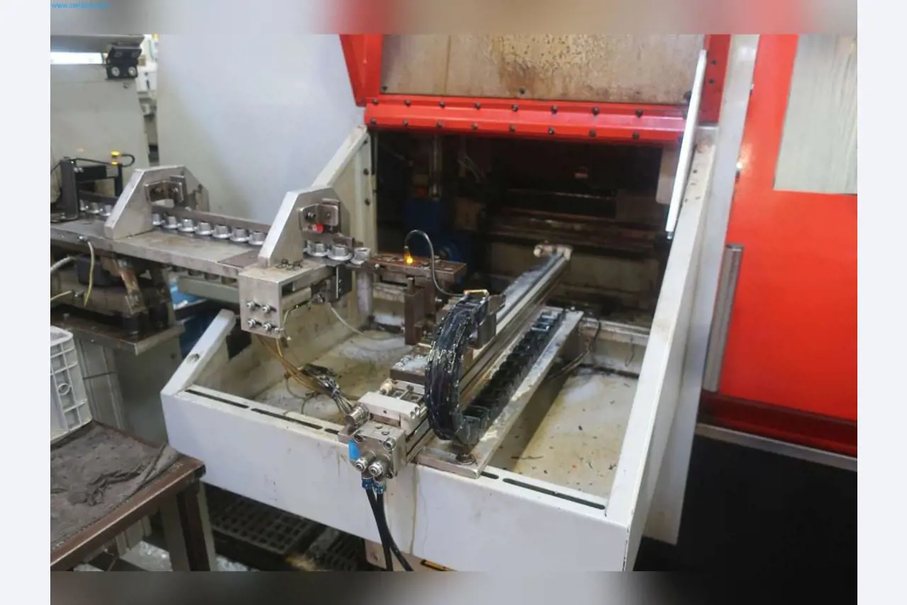 Maschinen aus dem Bereich Umformtechnik-10