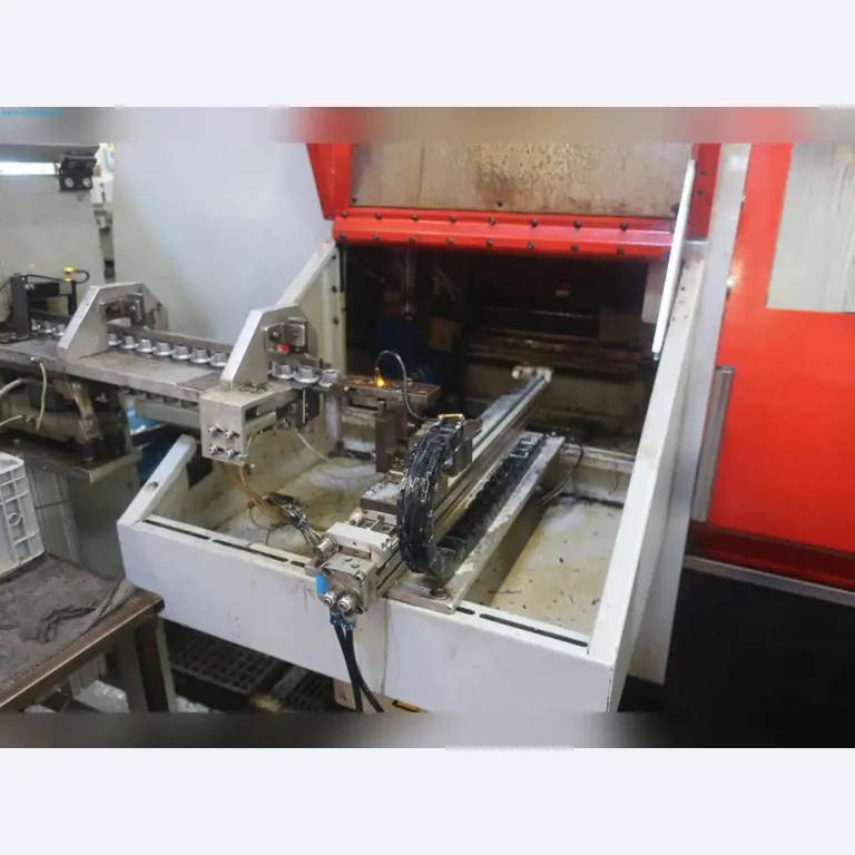 Maschinen aus dem Bereich Umformtechnik-10