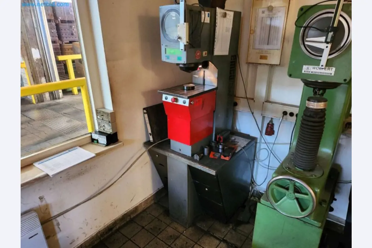 Maschinen aus dem Bereich Umformtechnik-1