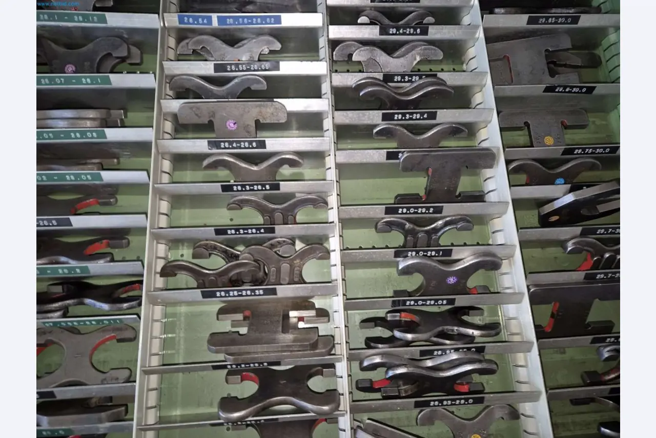 Maschinen aus dem Bereich Umformtechnik-12