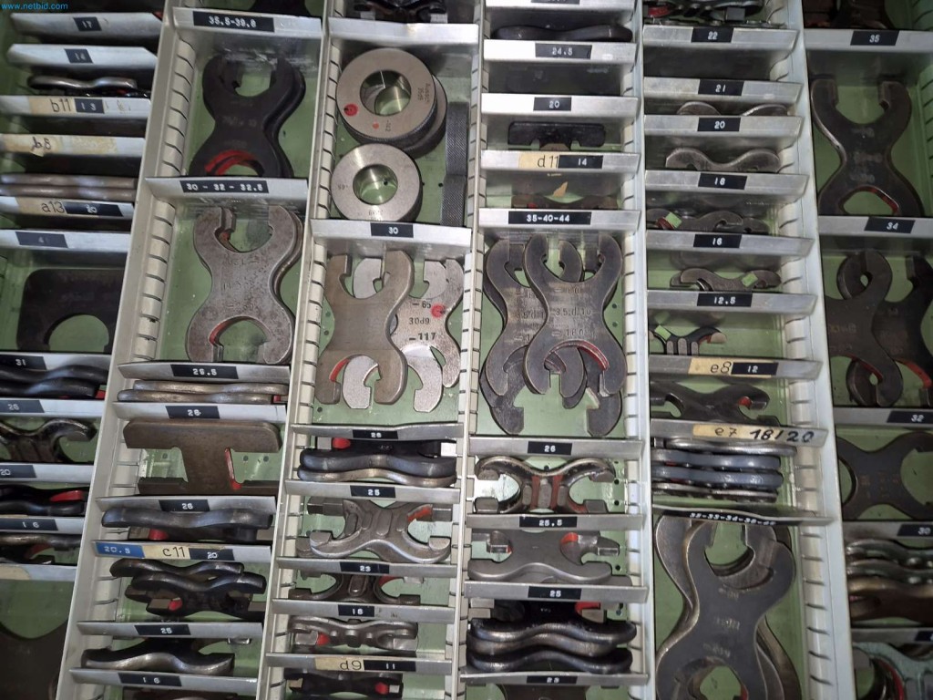 Maschinen aus dem Bereich Umformtechnik-15