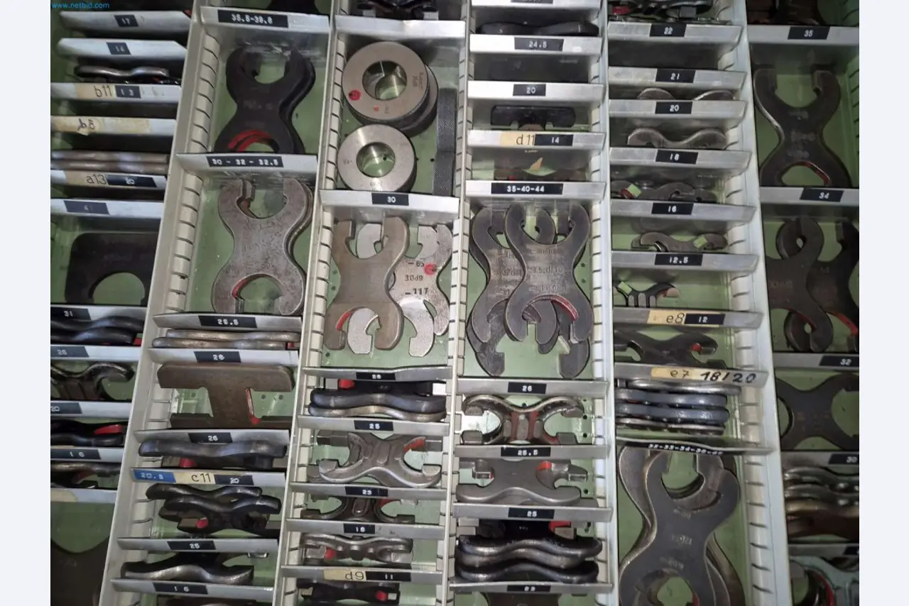 Maschinen aus dem Bereich Umformtechnik-15