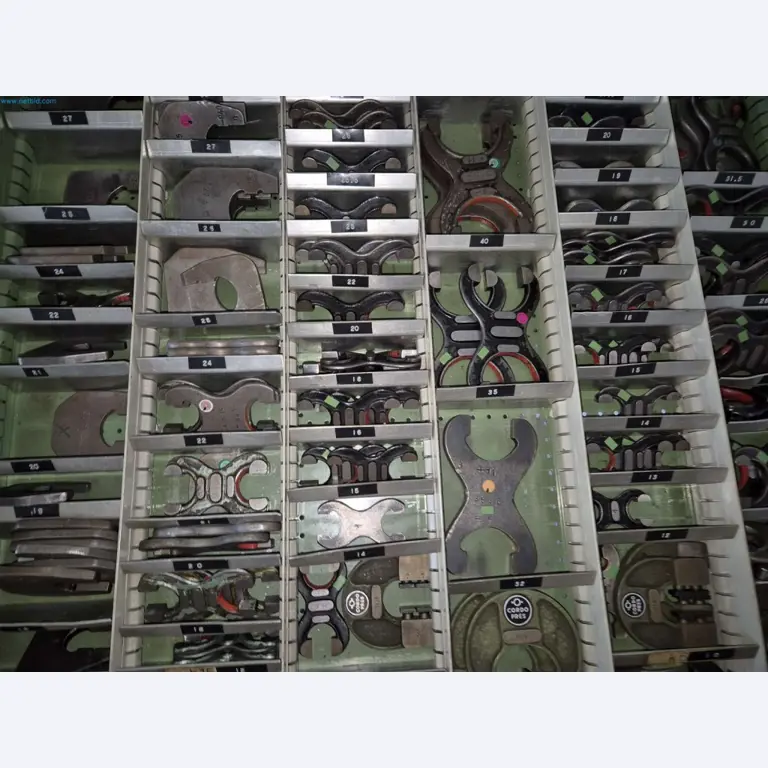 Maschinen aus dem Bereich Umformtechnik-18