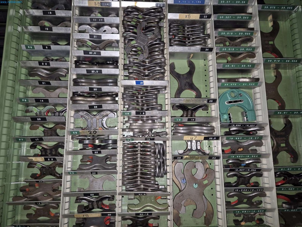 Maschinen aus dem Bereich Umformtechnik-19