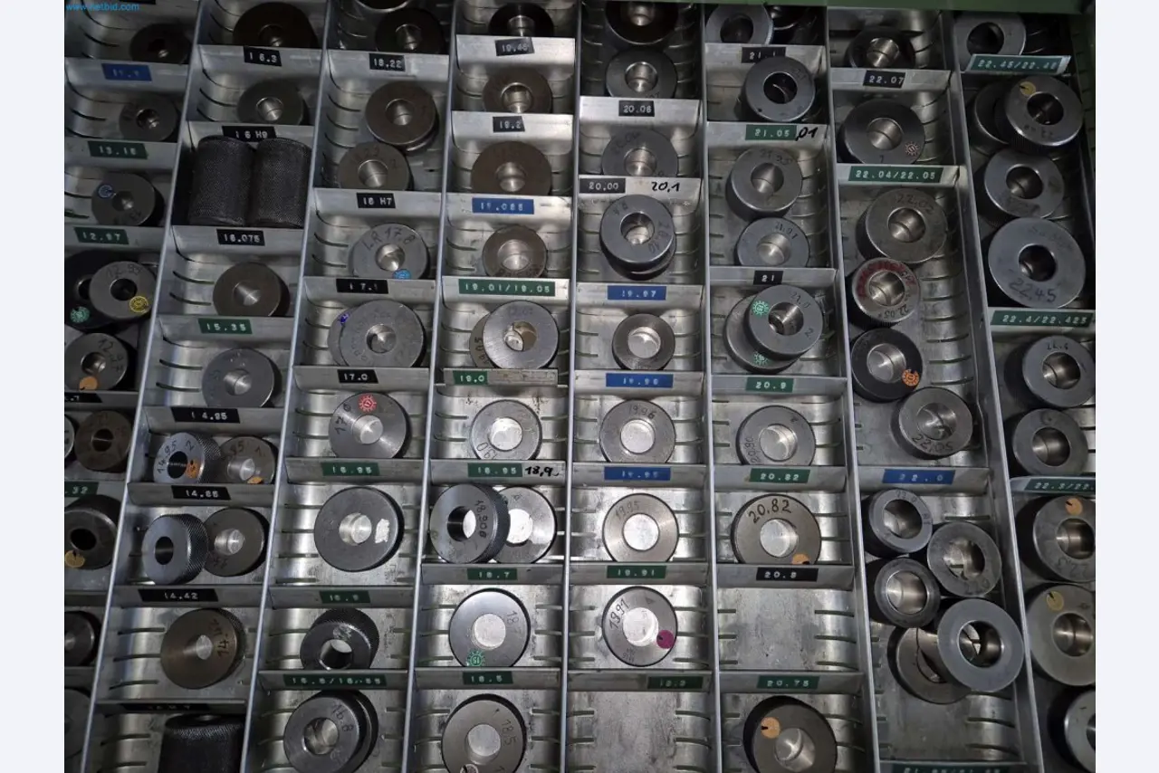 Stroje z oblasti tvářecích technologií-10