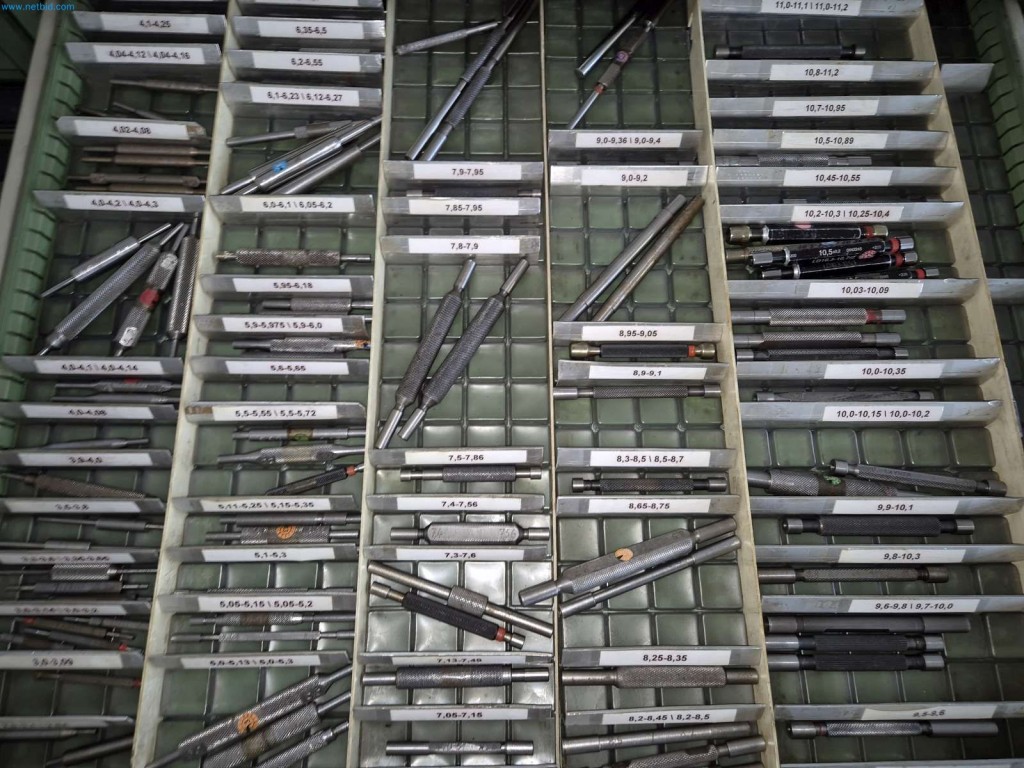 Stroje z oblasti tvářecích technologií-6