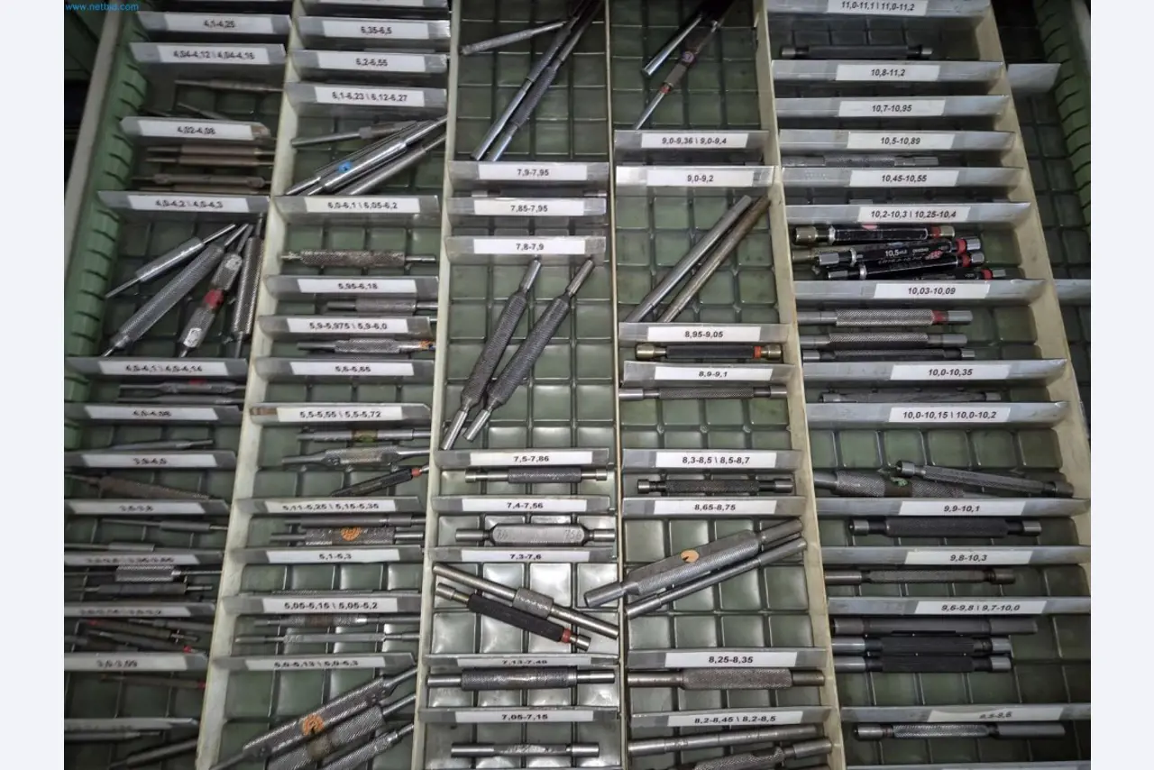 Stroje z oblasti tvářecích technologií-6