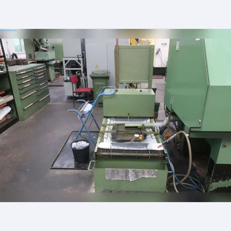 Stroje z oblasti tvářecích technologií-4