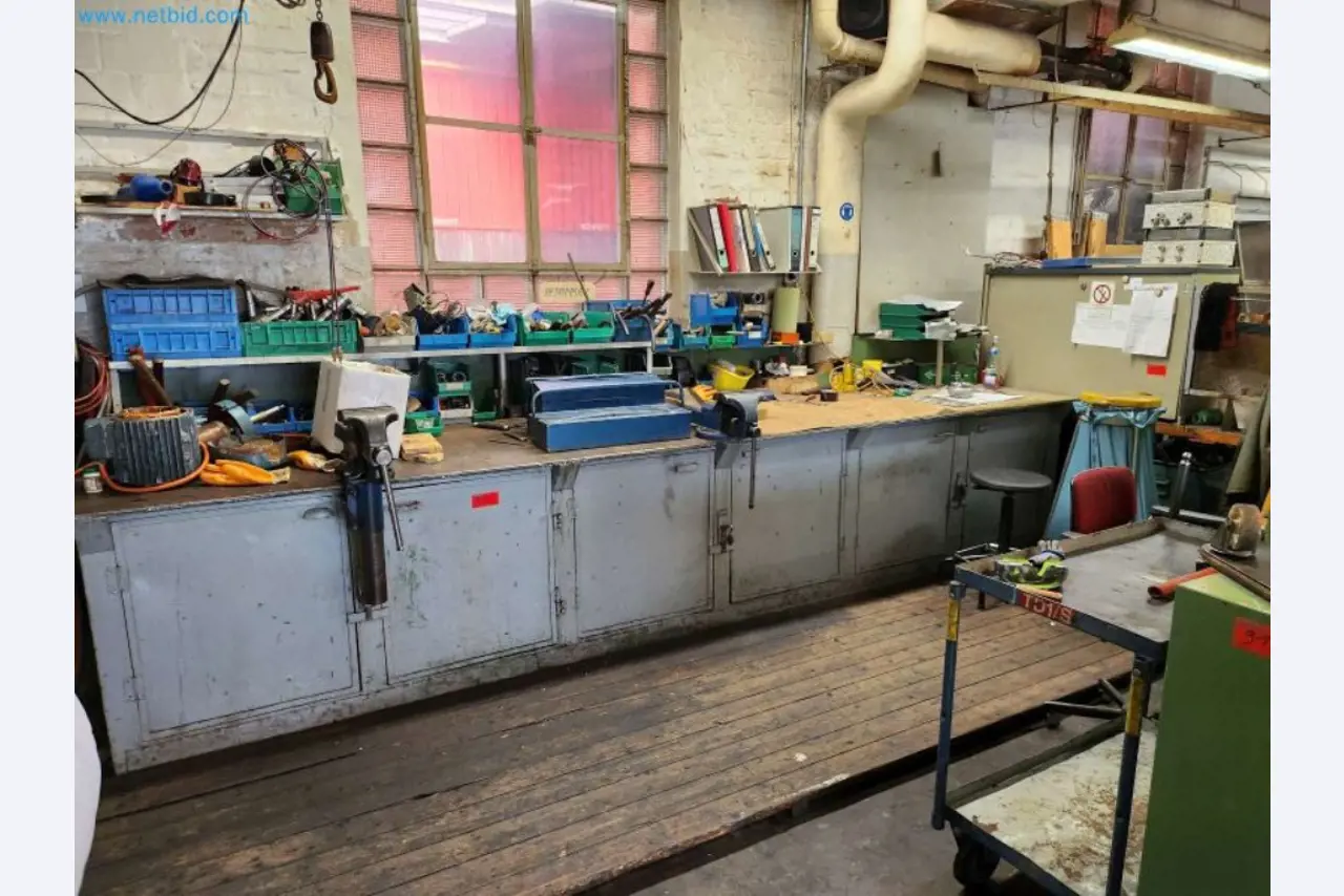 Maschinen aus dem Bereich Umformtechnik-1