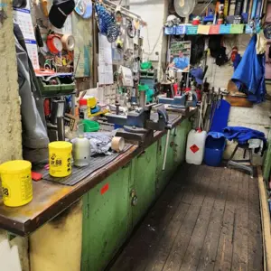 Werkbankzeile (spätere Freigabe)