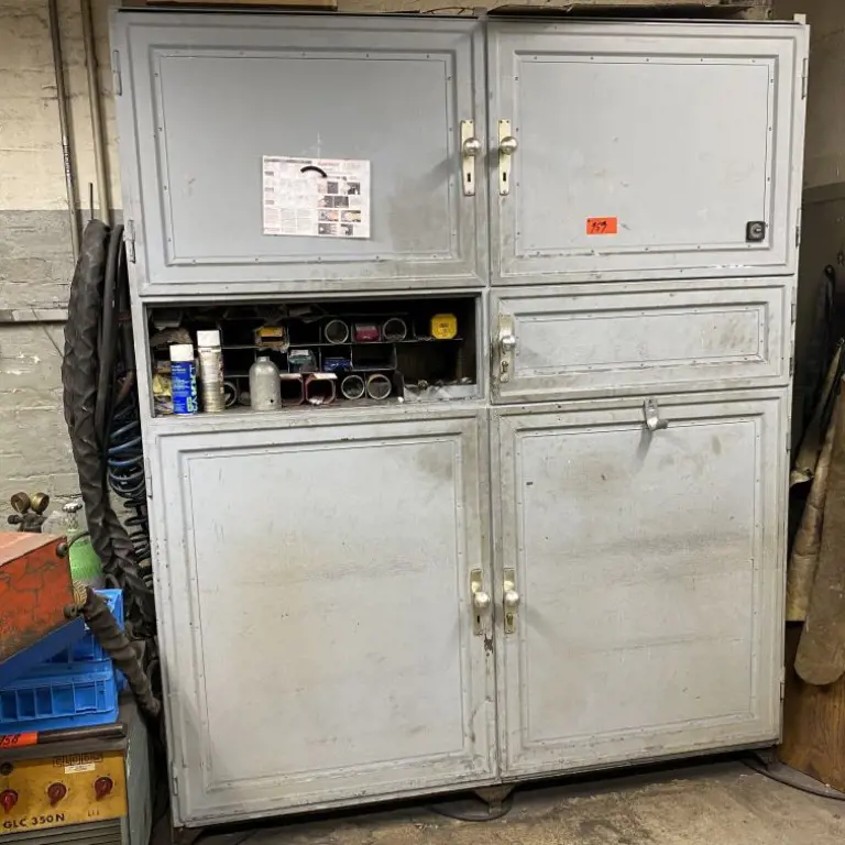 Werkstattschrank (spätere Freigabe)