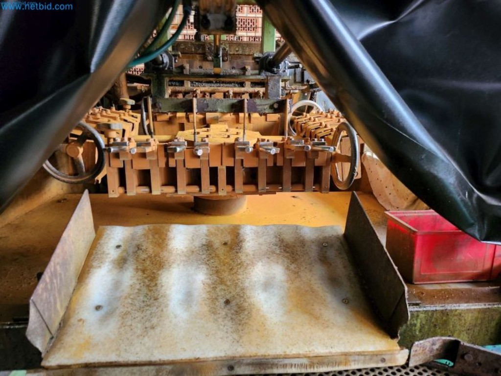 Maschinen aus dem Bereich Umformtechnik-4