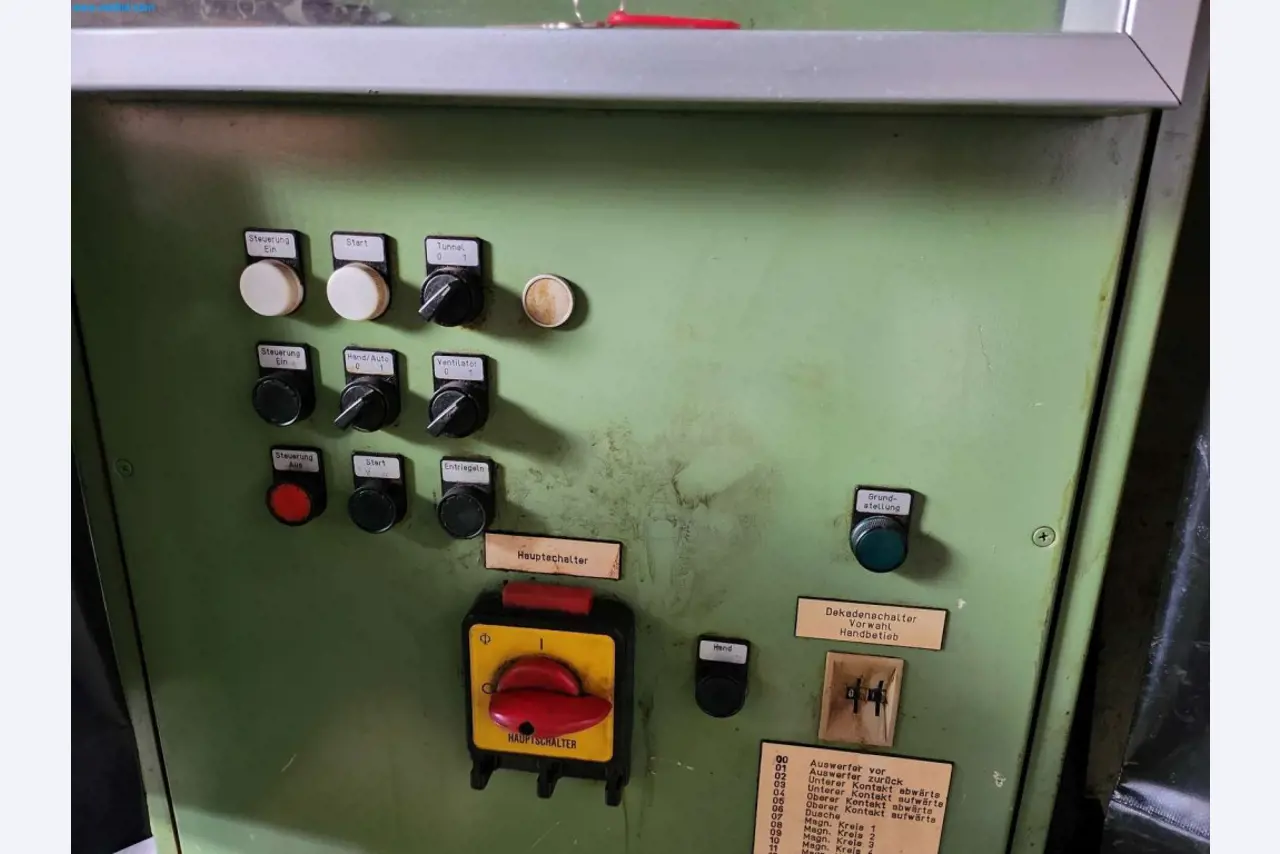 Maschinen aus dem Bereich Umformtechnik-9