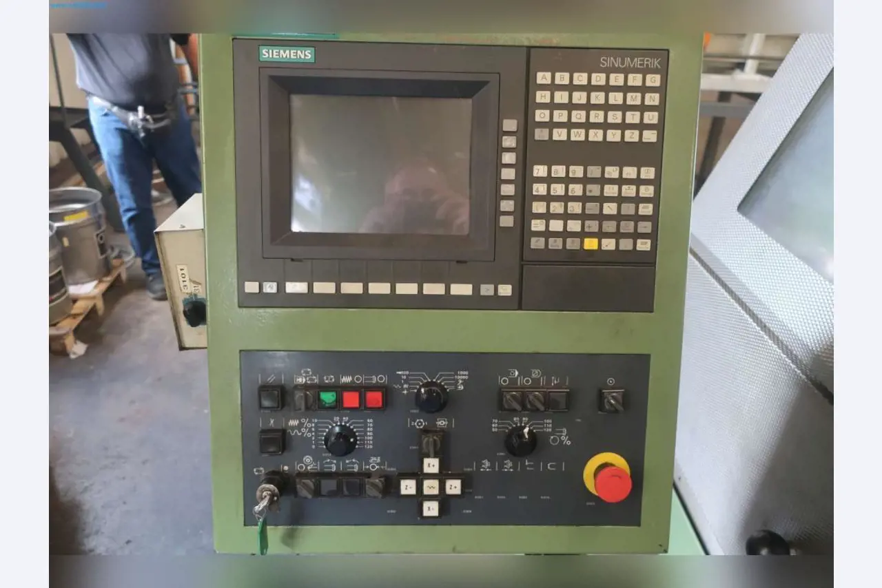 Maschinen aus dem Bereich Umformtechnik-12