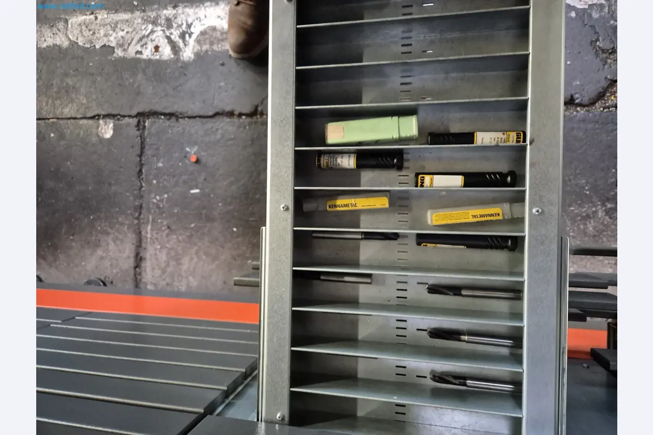 Maschinen aus dem Bereich Umformtechnik-36