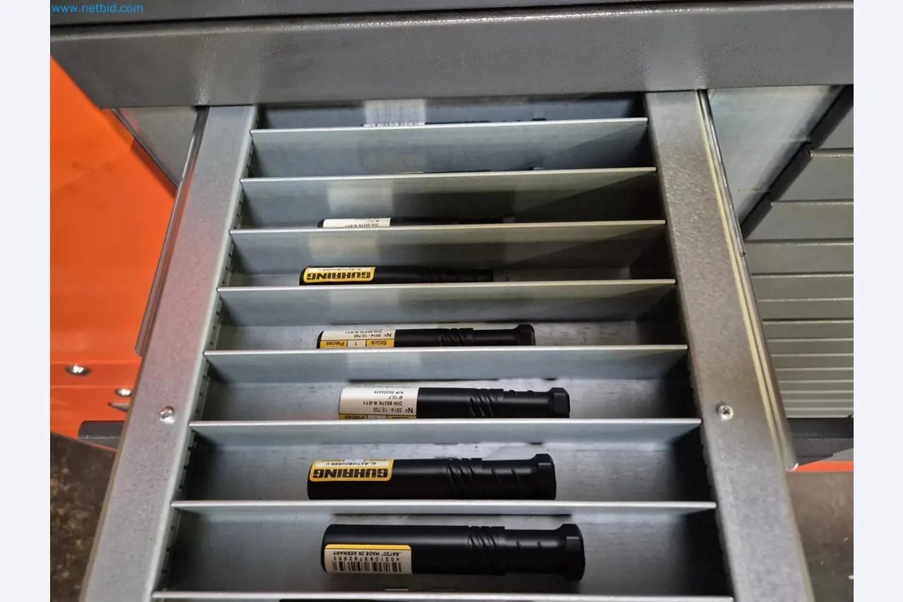 Maschinen aus dem Bereich Umformtechnik-39