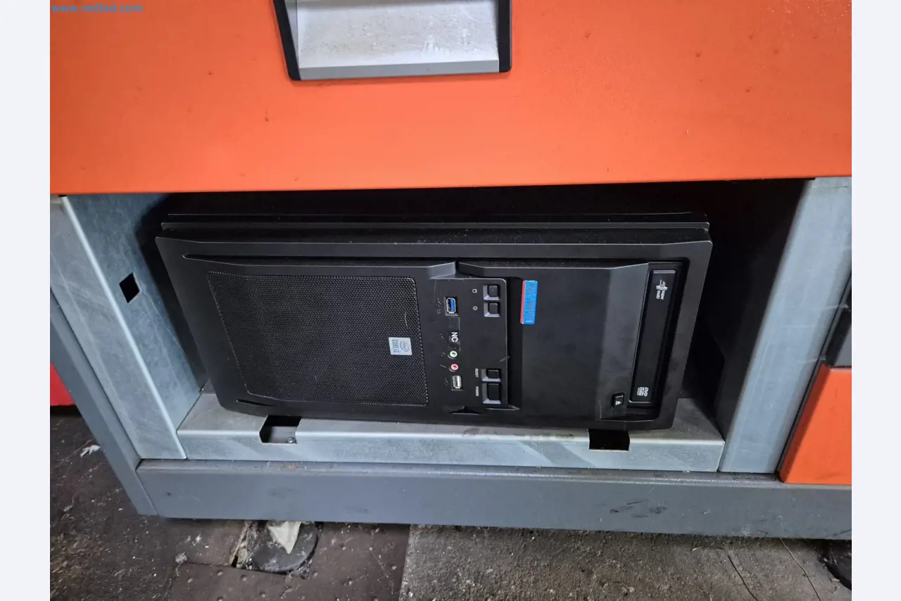 Maschinen aus dem Bereich Umformtechnik-48