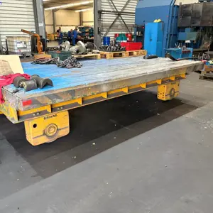 Heavy-duty transport trolley