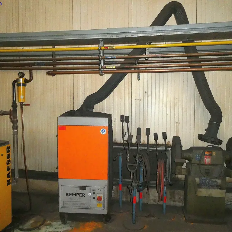 Mobilny system odciągu dymów spawalniczych Kemper