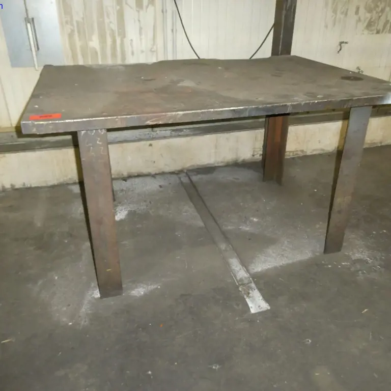 Stół spawalniczy