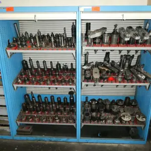 2 Szafy do przechowywania nośników narzędzi (SK50) Lista