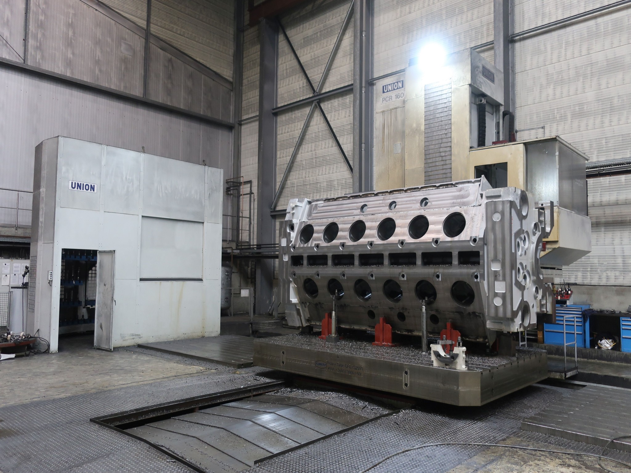 Machine de perçage et de fraisage à commande numérique UNION PCR 160 plus, année de fabrication 2009-1