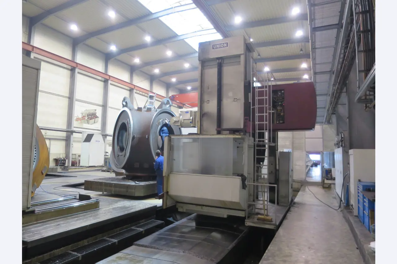 Machine de perçage et de fraisage à commande numérique UNION PCR 160 plus, année de fabrication 2009-5