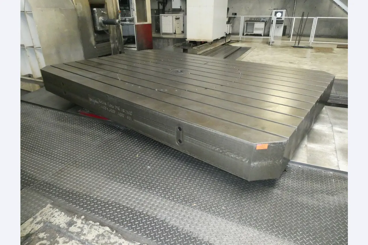 Machine de perçage et de fraisage à commande numérique UNION PCR 160 plus, année de fabrication 2009-8
