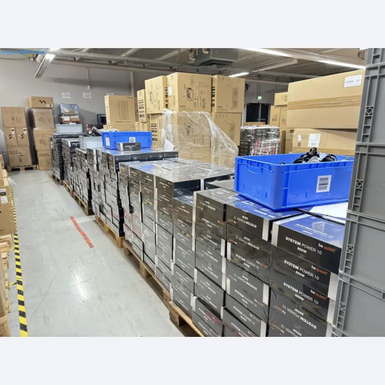 Complete voorraad computeronderdelen-12