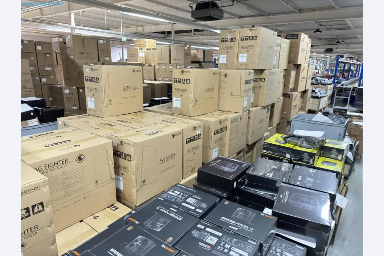 Complete voorraad computeronderdelen-14