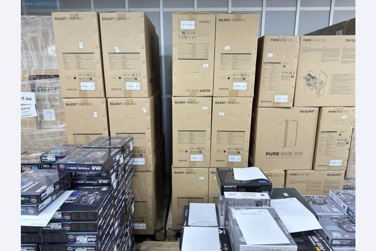 Complete voorraad computeronderdelen-22