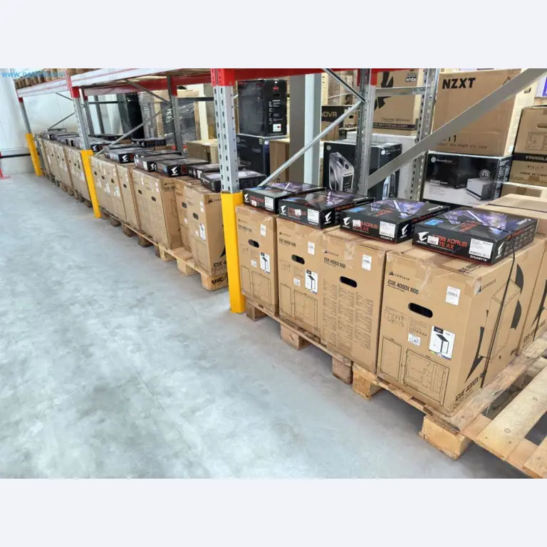 Complete voorraad computeronderdelen-32