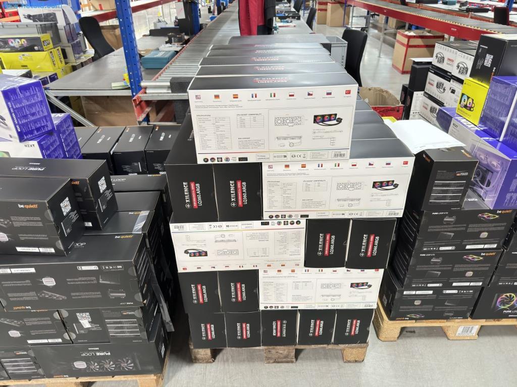 Stock completo de componentes informáticos-7