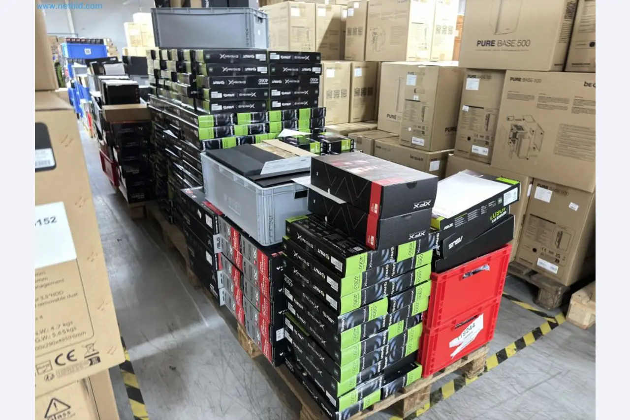 Complete voorraad computeronderdelen-9