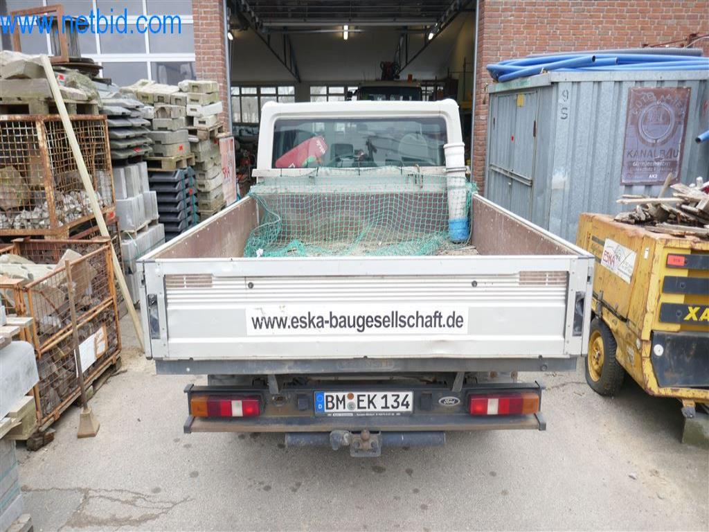 Machines from the building construction and civil engineering sector-13