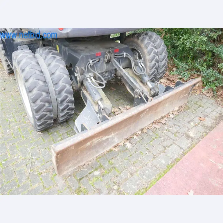 Stroji iz sektorja gradbeništva in inženirstva-11
