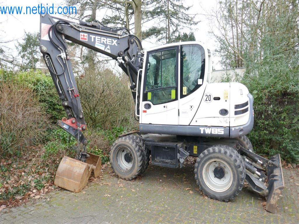 Maschinen aus dem Bereich Hoch- und Tiefbau-2