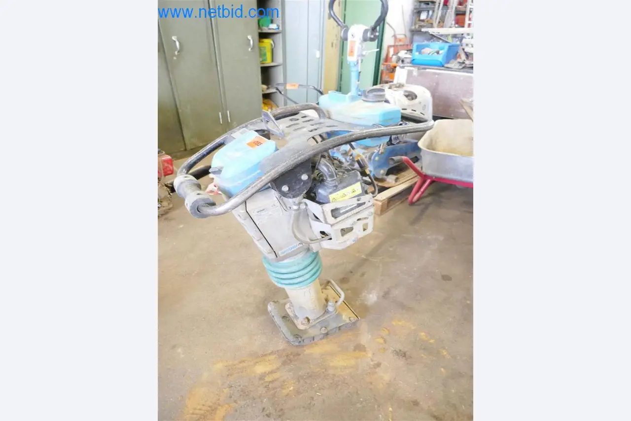 Machines from the building construction and civil engineering sector-1