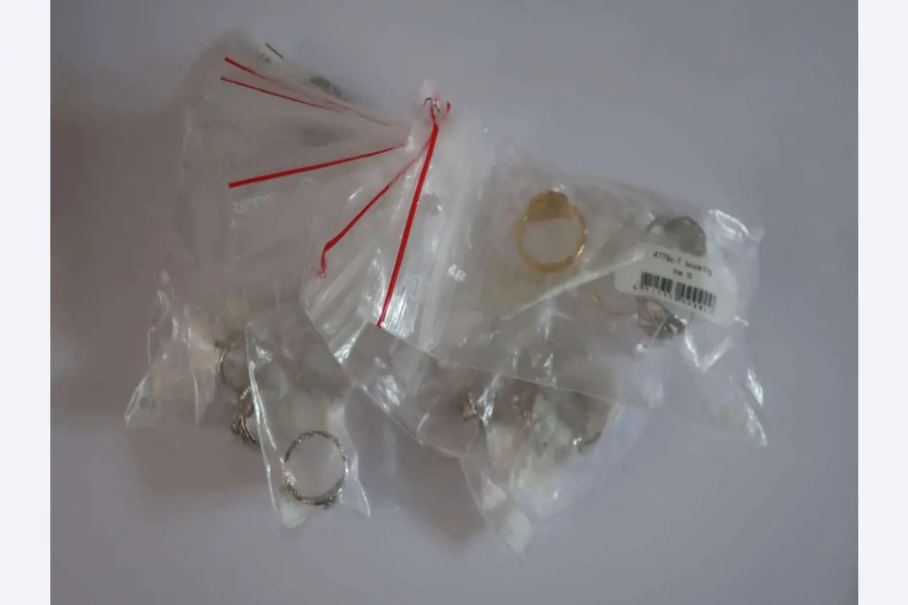 Biżuteria i akcesoria-46