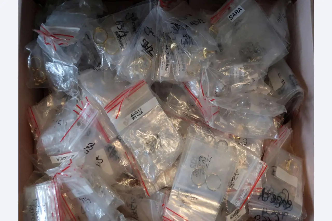 Biżuteria i akcesoria-51